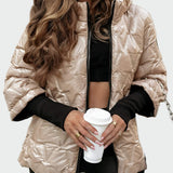 Βαμβακερό Μπουφάν με Κουκούλα και Μακριά Μανίκια με Σχέδιο Καπιτονέ