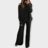 Πλεκτό σετ με φαρδύ παντελόνι και χαλαρό πουλόβερ