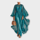 Αέρινο φόρεμα με κομψή και διαχρονική αισθητική