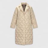 Σεβαστή - Αναστρέψιμο μπουφάν κουβερλί με μοντέρνα γραμμή και πολυτελή αίσθηση