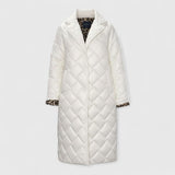 Σεβαστή - Αναστρέψιμο μπουφάν κουβερλί με μοντέρνα γραμμή και πολυτελή αίσθηση