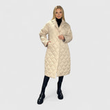 Σεβαστή - Αναστρέψιμο μπουφάν κουβερλί με μοντέρνα γραμμή και πολυτελή αίσθηση