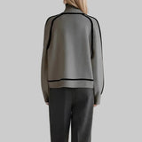 Βασιλική - Κομψό μονόχρωμο πουλόβερ με ψηλό γιακά