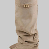 Ψηλές Μπότες με Κομψό Σχεδιασμό