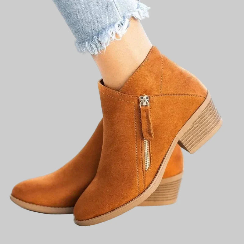 Πριμιούμ ορθοπεδικές δερμάτινες μπότες με τακούνι για τον χειμώνα