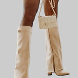 Ψηλές Μπότες με Κομψό Σχεδιασμό