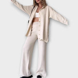 Σετ με Ριμπ Λεπτομέρειες και Κομψή Γραμμή