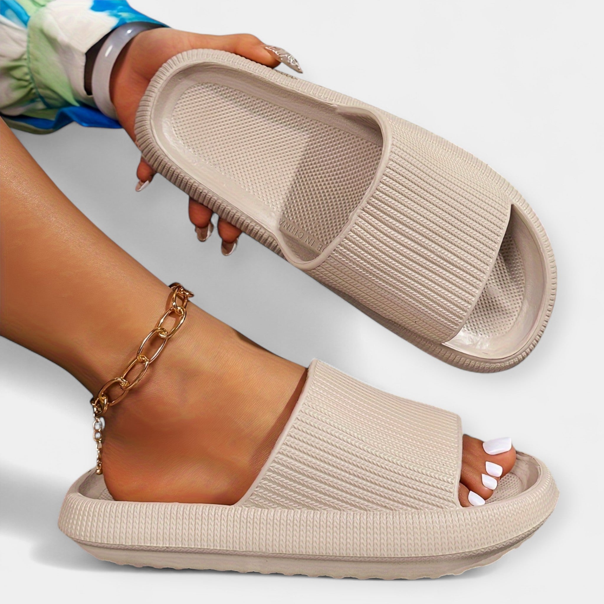 Παντόφλες για Σπίτι &amp; Παραλία